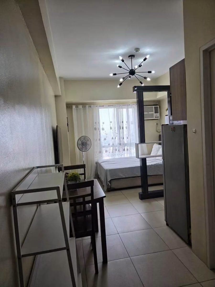 RUSH CONDO FOR RENT - photo 1