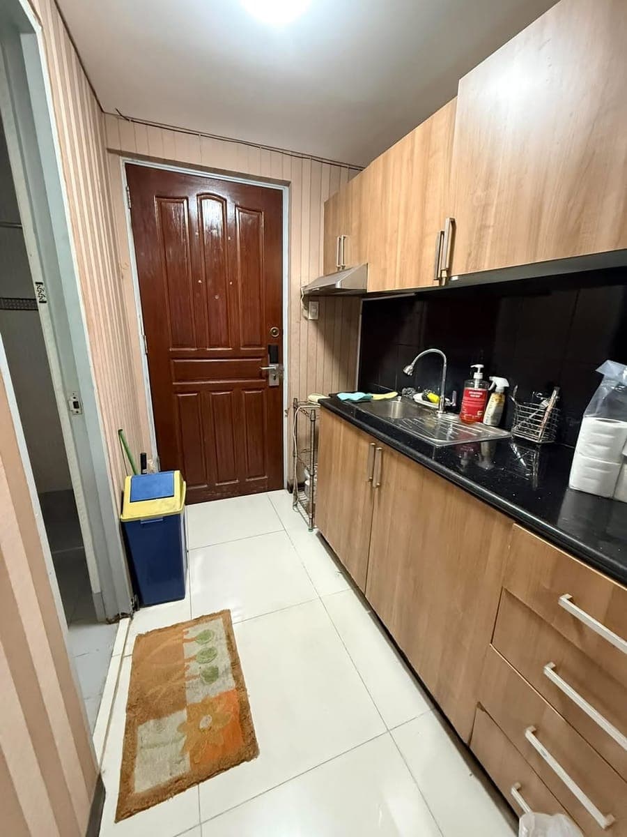 Condo Unit for rent 13k/month inclusive of monthly dues @ darlingheights condominium, Capitol Hills... - photo 1