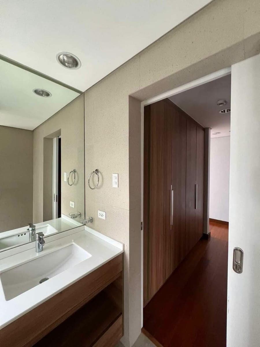 FOR RENT: Skyvillas at One Balete Compound, New Manila, QC - photo 1