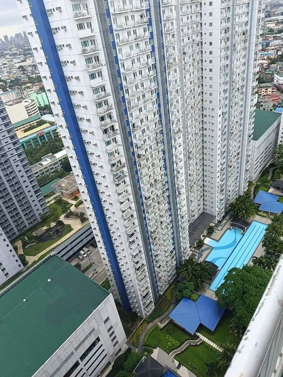 Condo for rent‼️ - photo 1