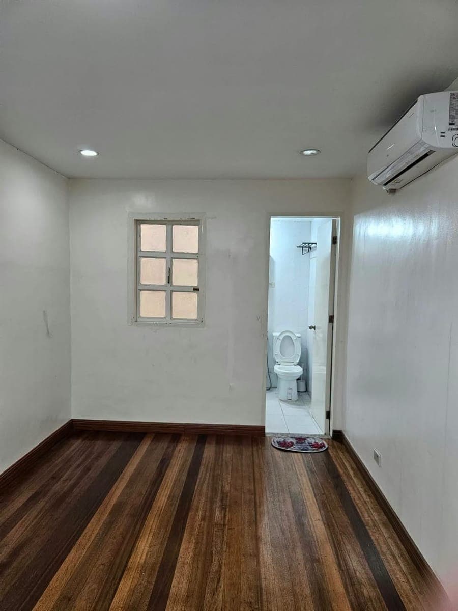 For Rent - photo 1