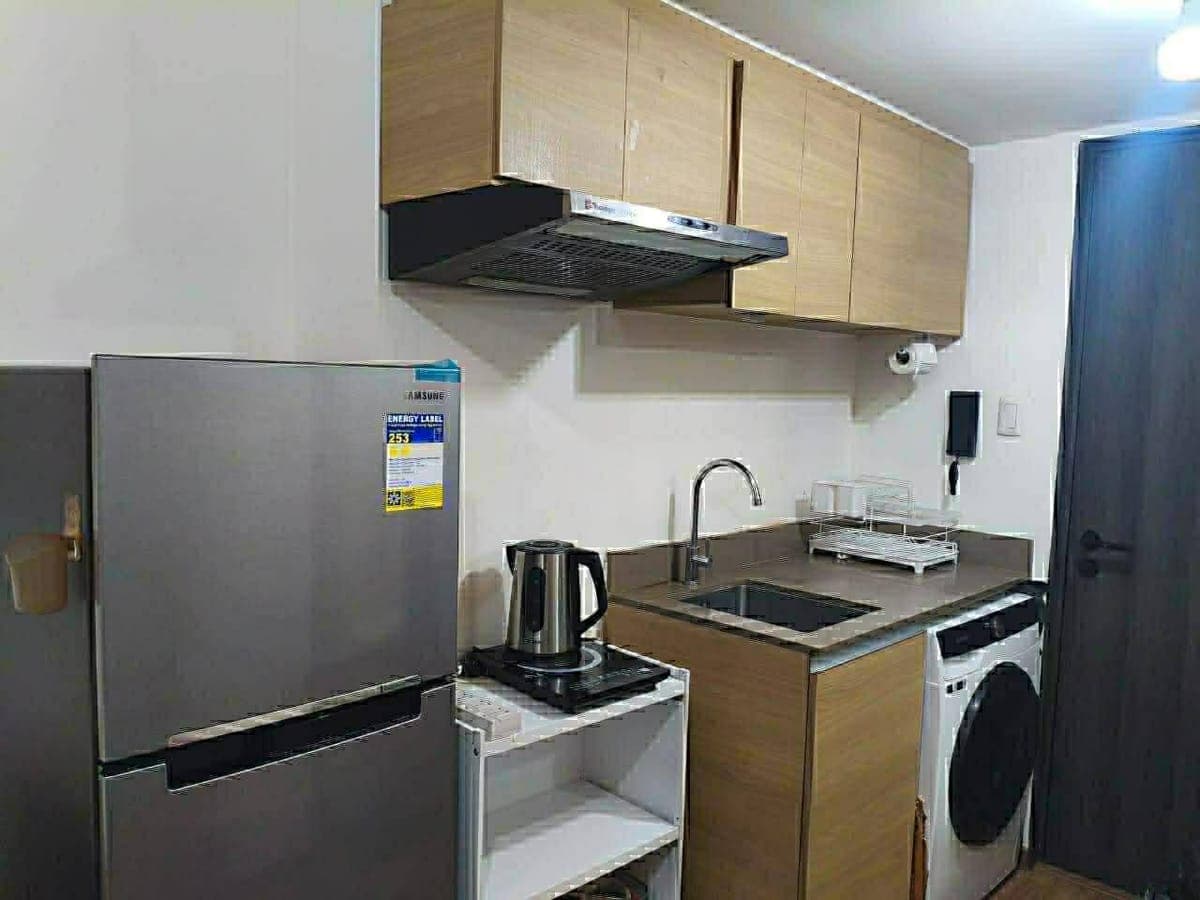 📍 CONDO UNIT FOR LEASE - photo 1