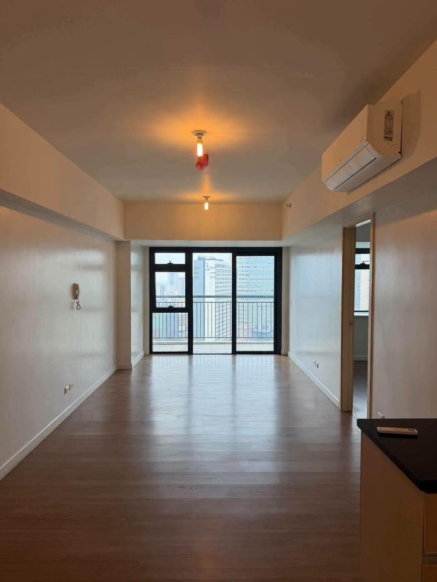 For Rent - photo 1