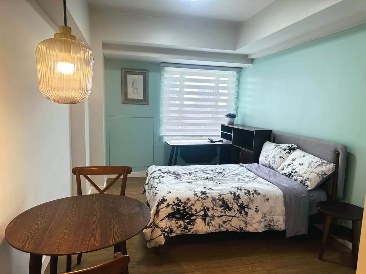 STUDIO UNIT FOR RENT - photo 1