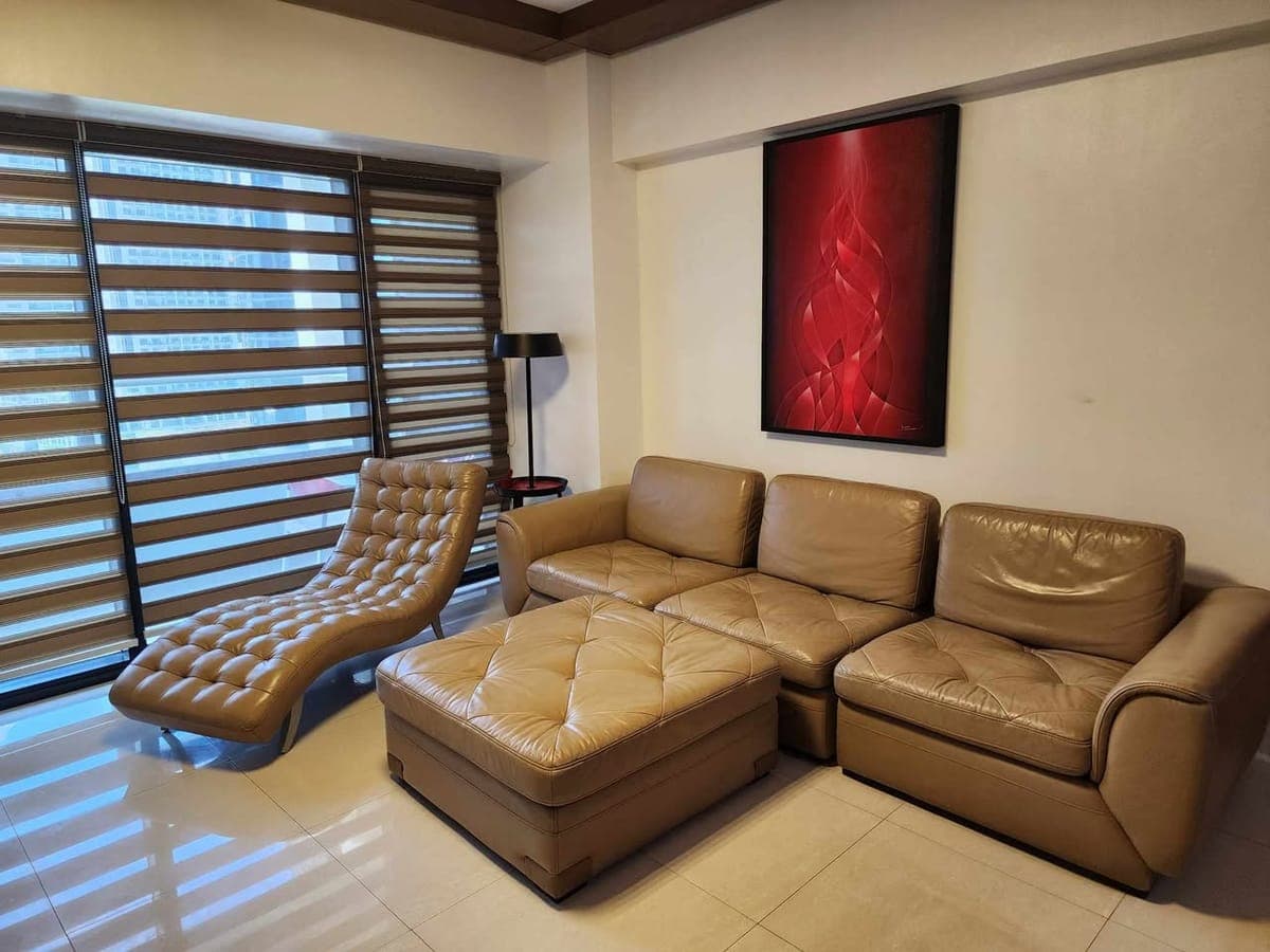 **For Rent: Fully Furnished 1BR at Arya Residences, BGC ** - photo 1