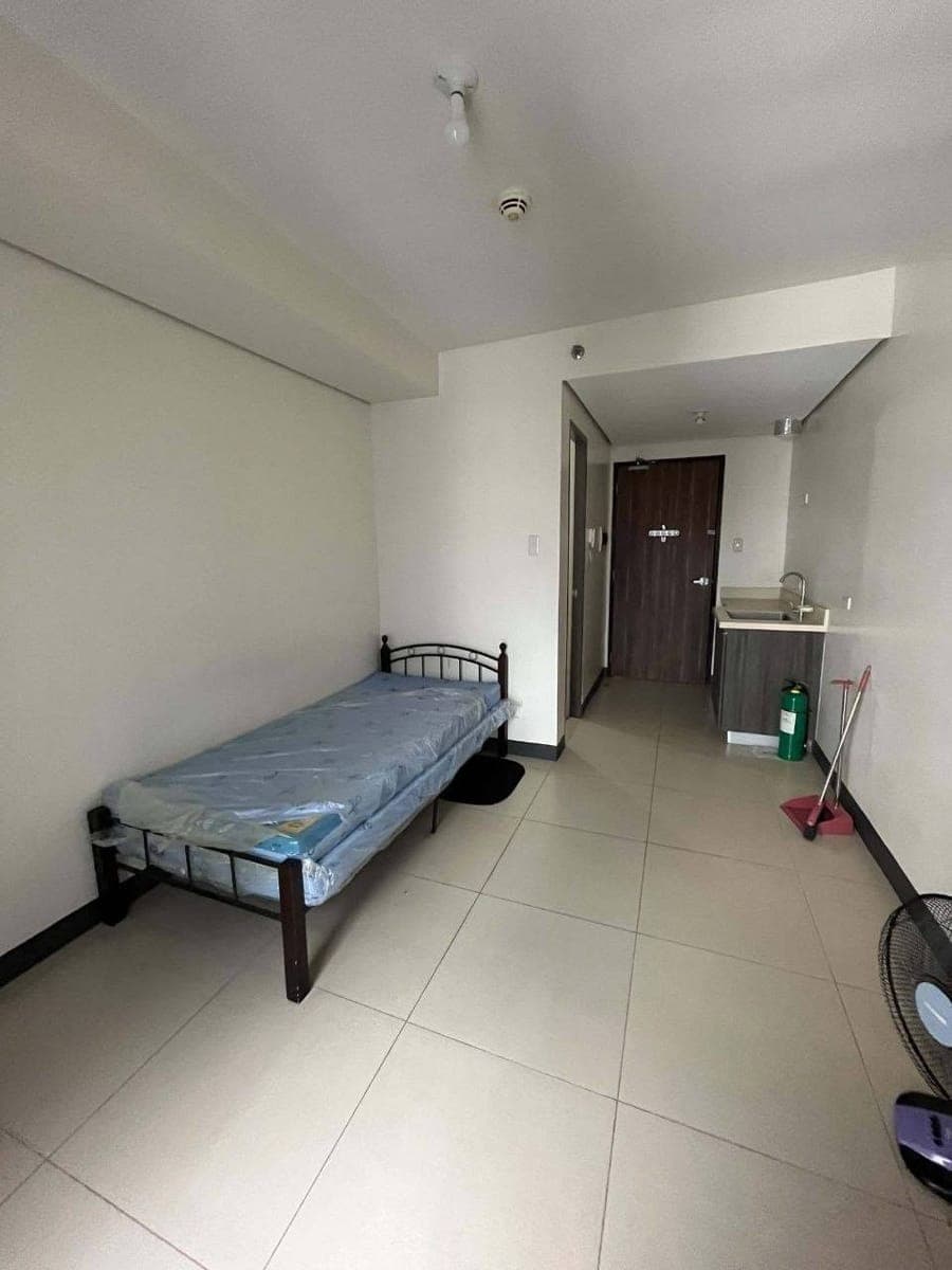 FOR RENT - photo 1