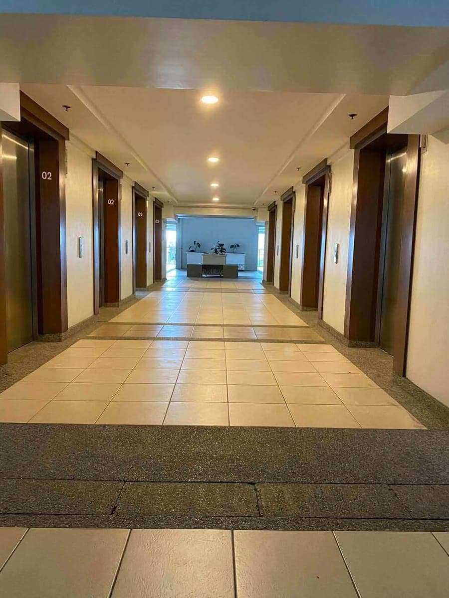 BRAND-NEW 2BR UNIT FOR RENT β±28,000/MONTH ONLY! - photo 1