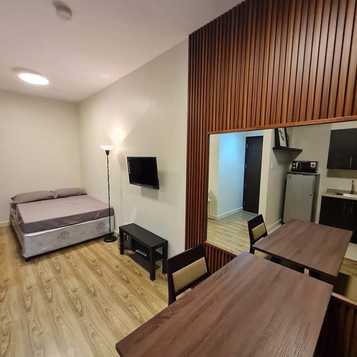 For Rent - photo 1