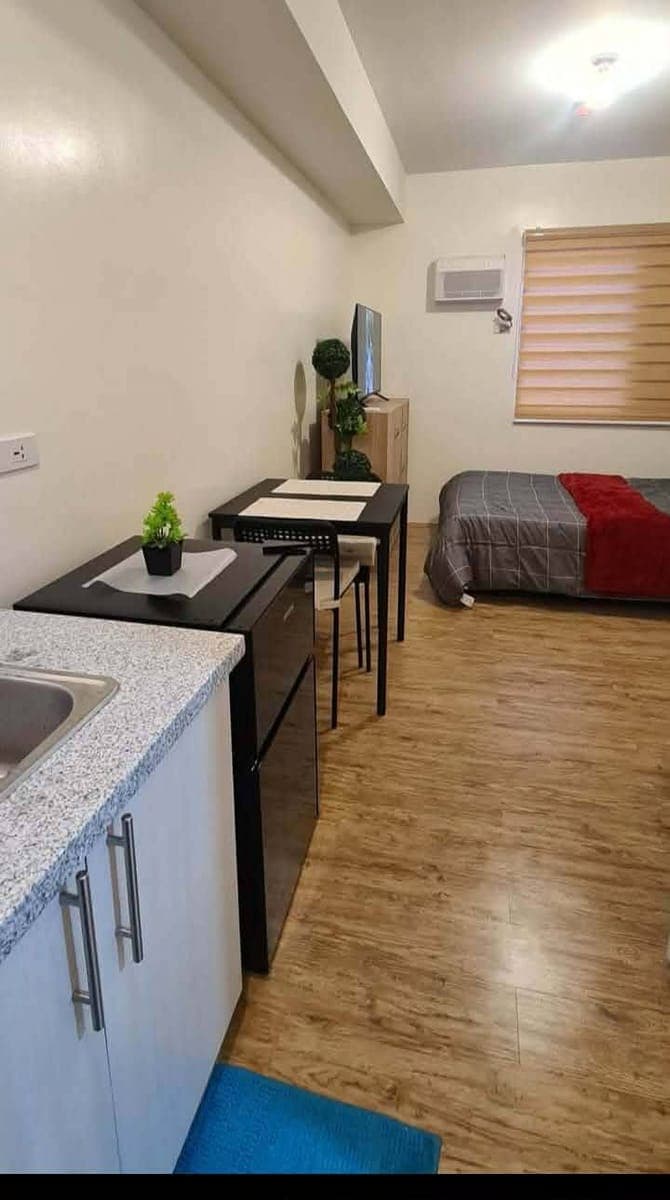 FULLERTON SUITES CONDO FOR RENT - photo 1
