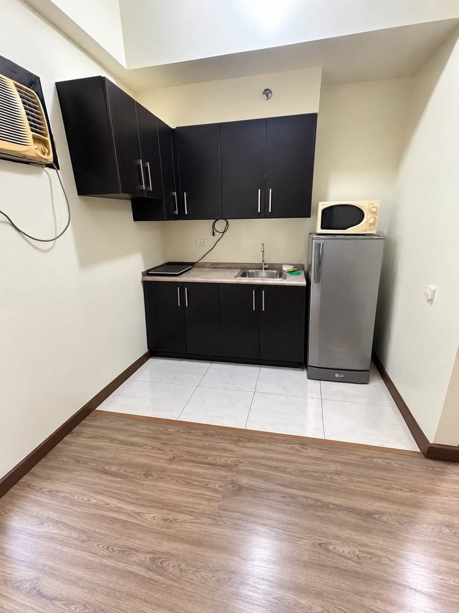 For Rent - photo 1