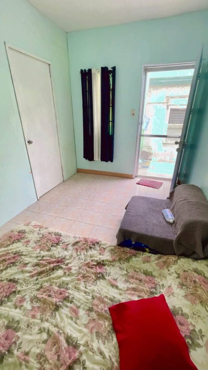 π‘ ROOM FOR RENT!! - photo 1