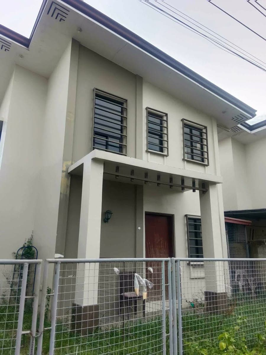 HOUSE FOR RENT - photo 1