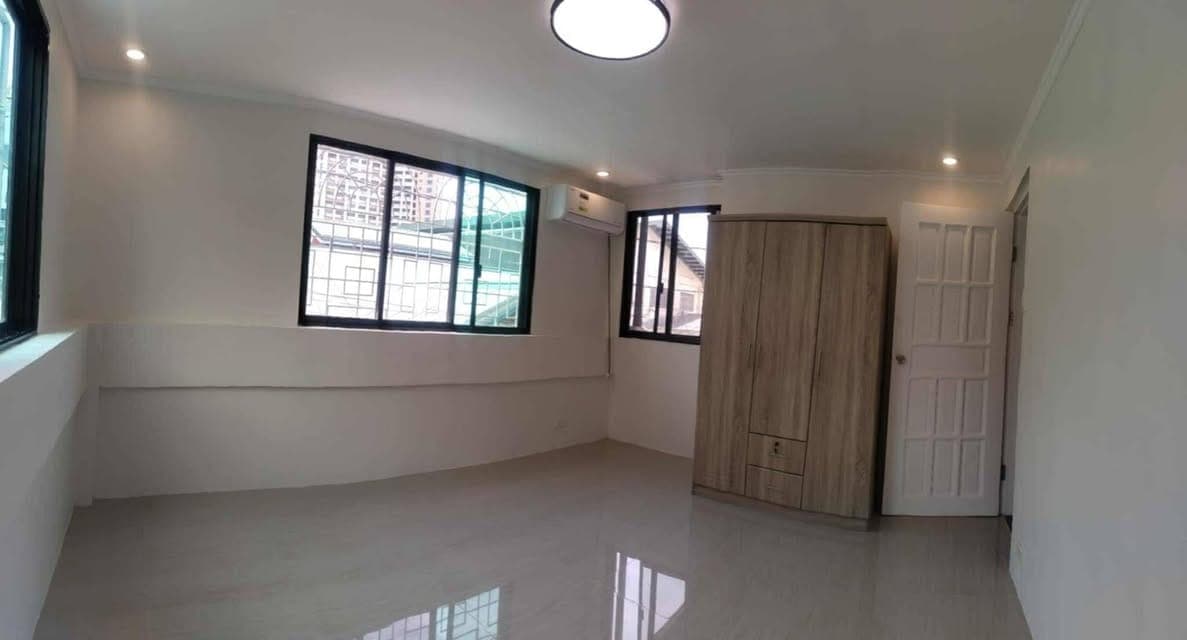 Looking for a good quality House for rent? - photo 1