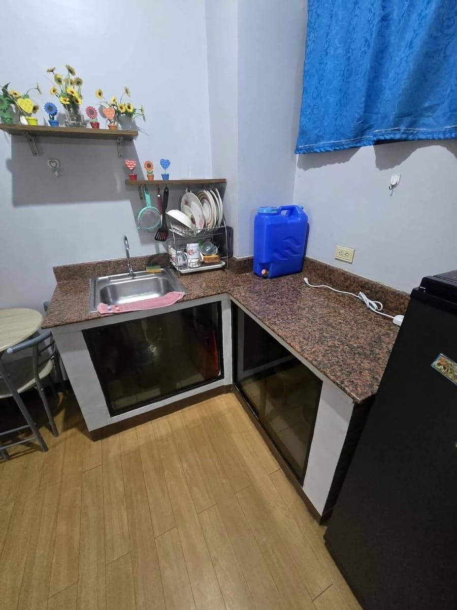 CONDO FOR RENT - photo 1