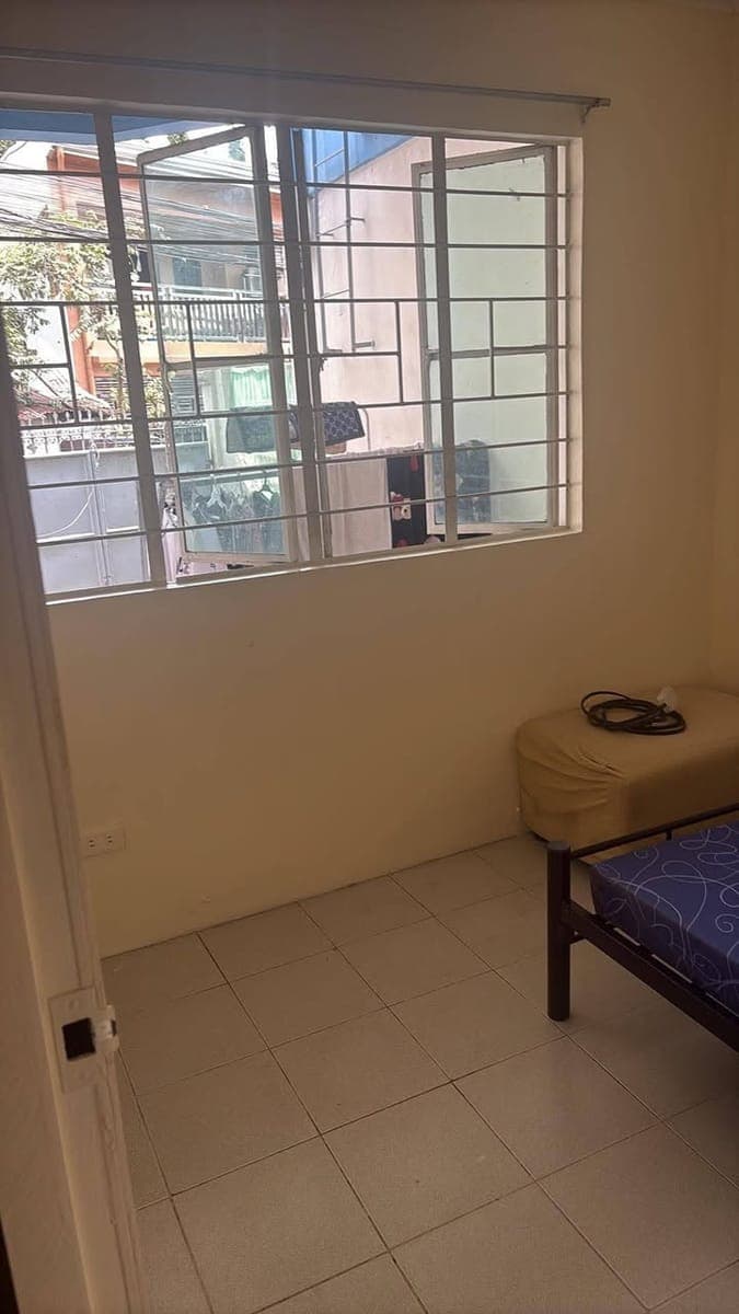 Room for rent. Location 16 b caruncho st. Caniogan pasig city. Pm if interested thank you - photo 1