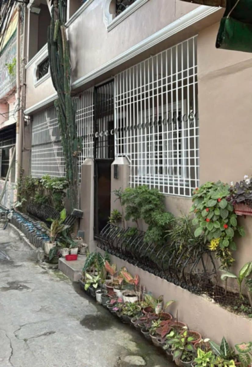 Apartment for Lease - photo 1
