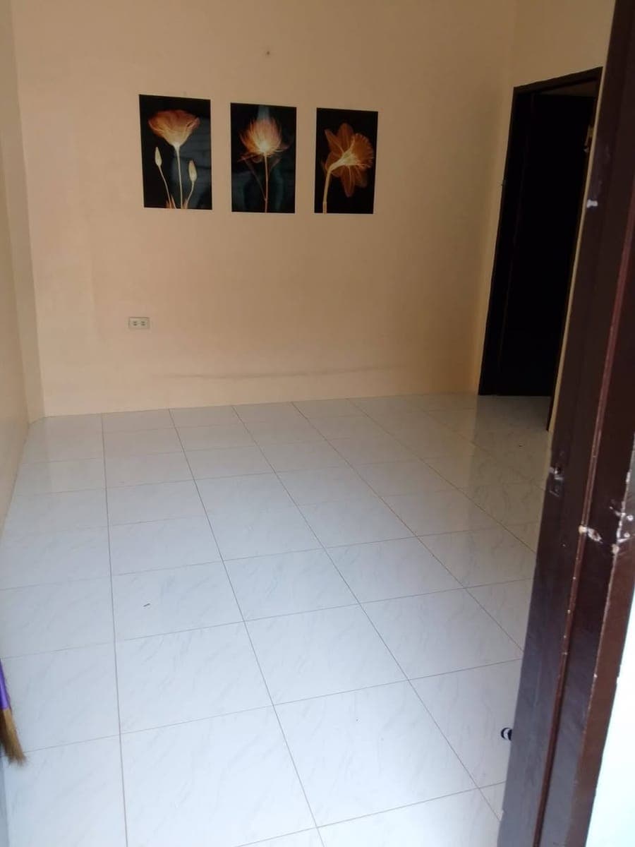 9k 1month advance 1month deposit. - photo 1