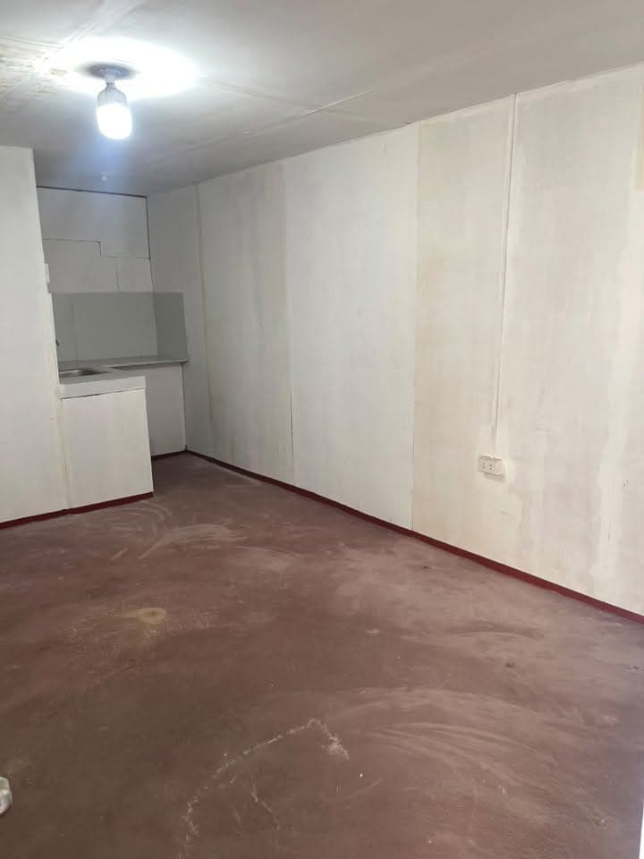 Room For Rent - photo 1