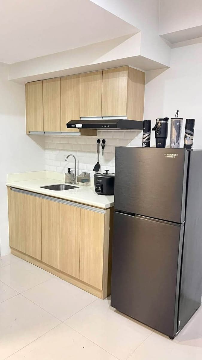 FOR RENT CONDO at 19th Floor - photo 1