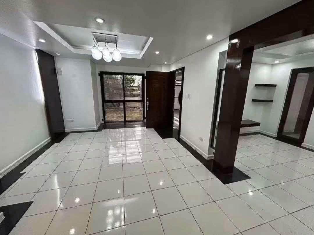 3 STOREY HOUSE FOR RENT ποΈ - photo 1