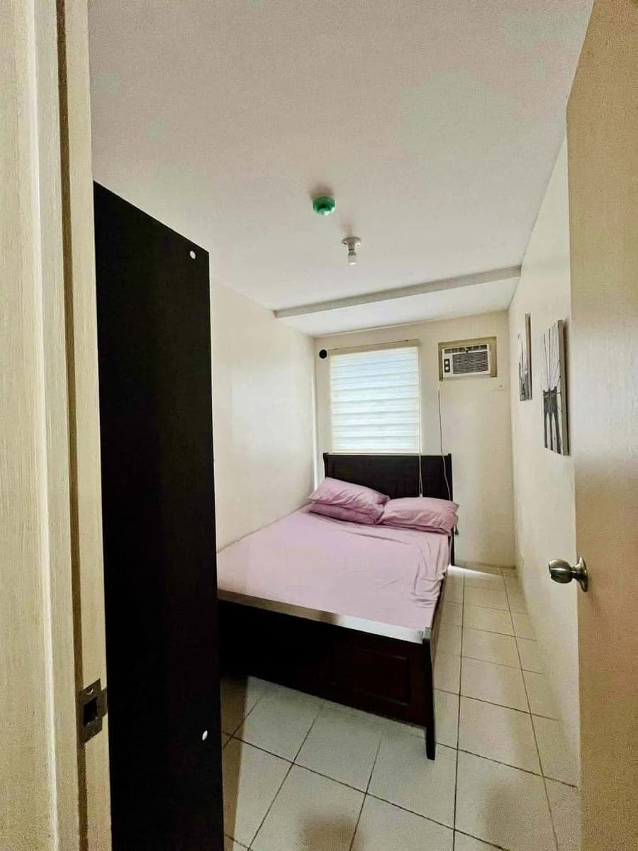 For rent condo sharing for Couple - photo 1
