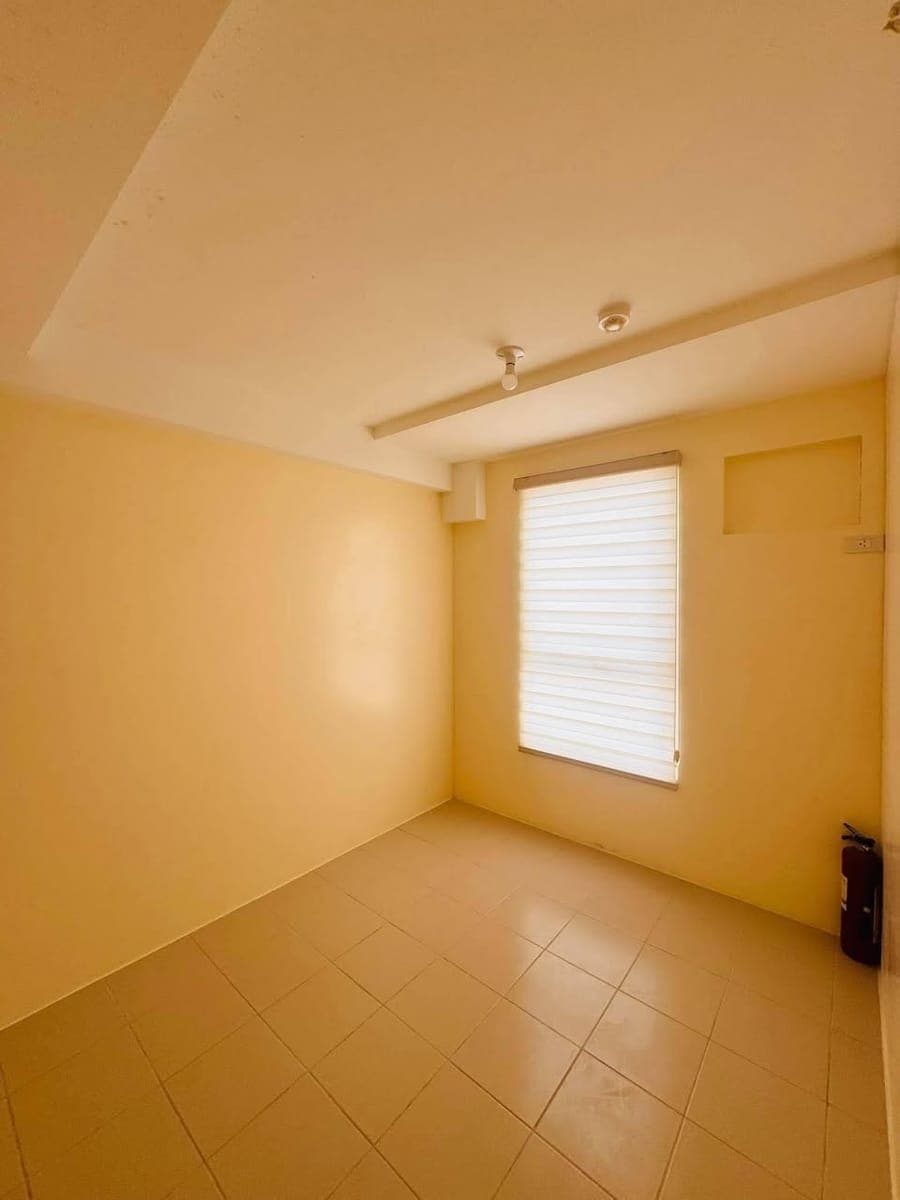 Condo for Rent Semi bare 2br - photo 1