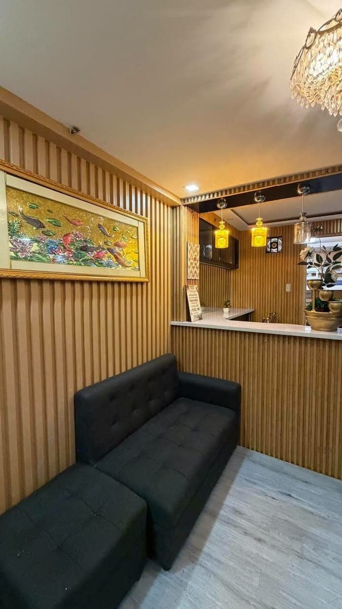 2 bedroom unit for rent - photo 1