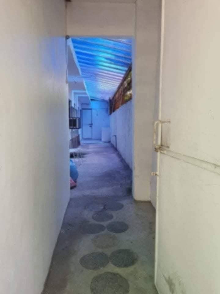 FOR RENT: 1-Bedroom Unit with Parking - photo 1