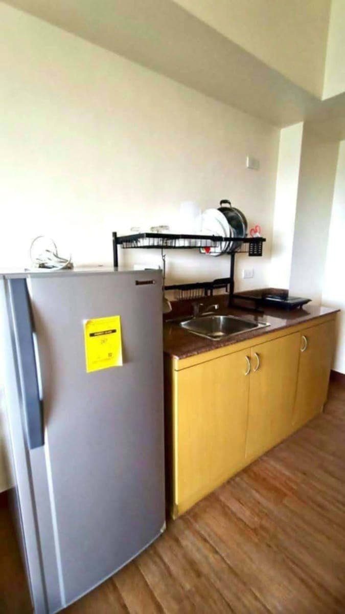 CONDO FOR RENT - photo 1