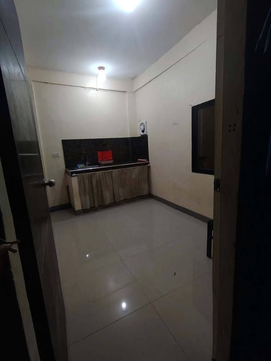 Last Unit 6k/monthly (Malaya st. Malanday) - photo 1