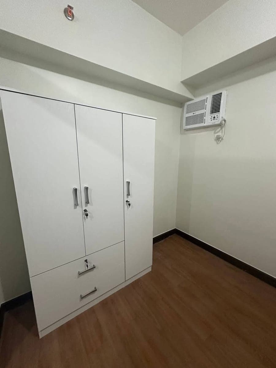🏠 FOR RENT | 1-Bedroom Condo in Pasay📍 Quantum Residences, Taft Avenue, Pasay City - photo 1