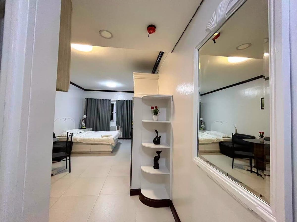 π’ Premium Units for Rent at Crowne Bay Tower! π - photo 1
