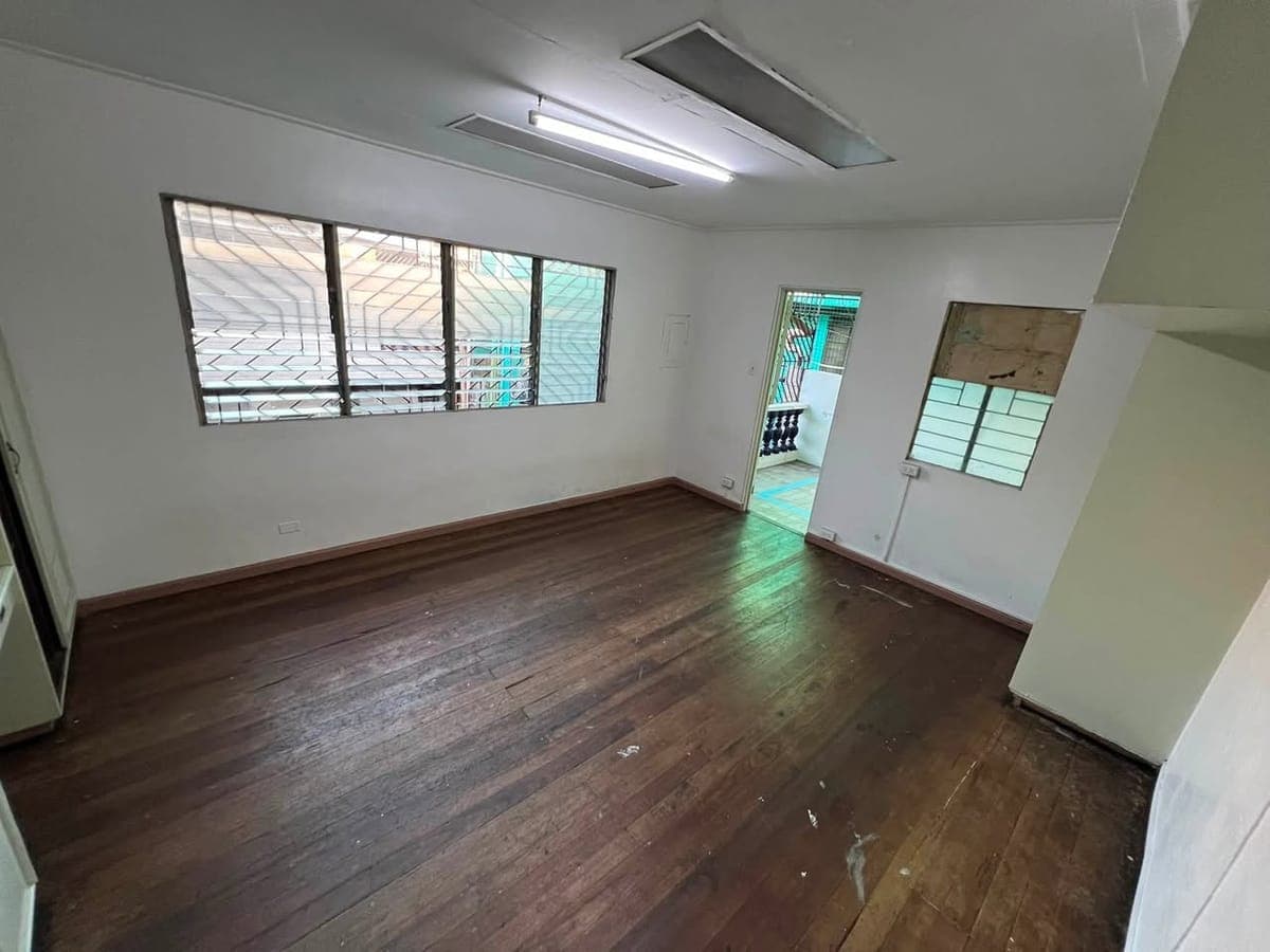 Town House for Rent Paco Manila - photo 1