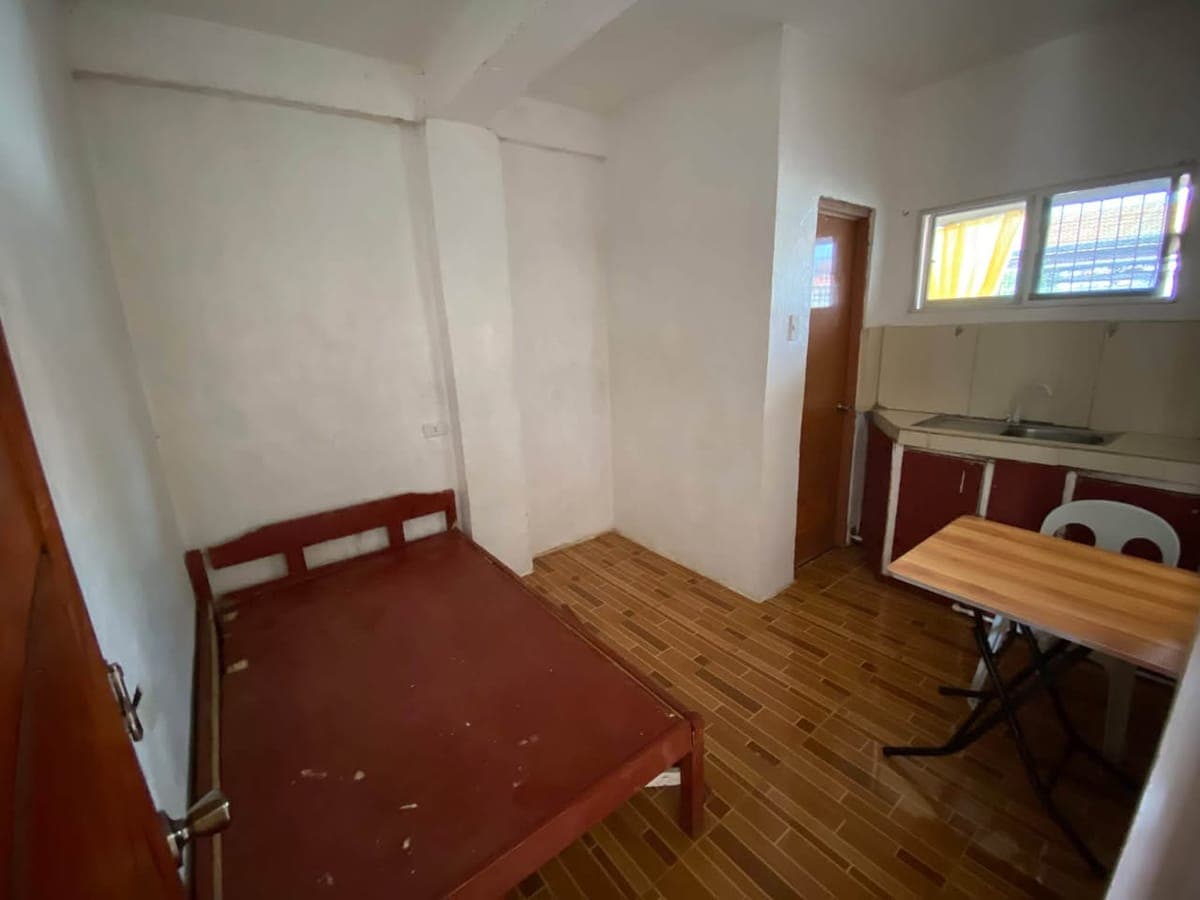 STUDIO TYPE APARTMENT FOR RENT - photo 1