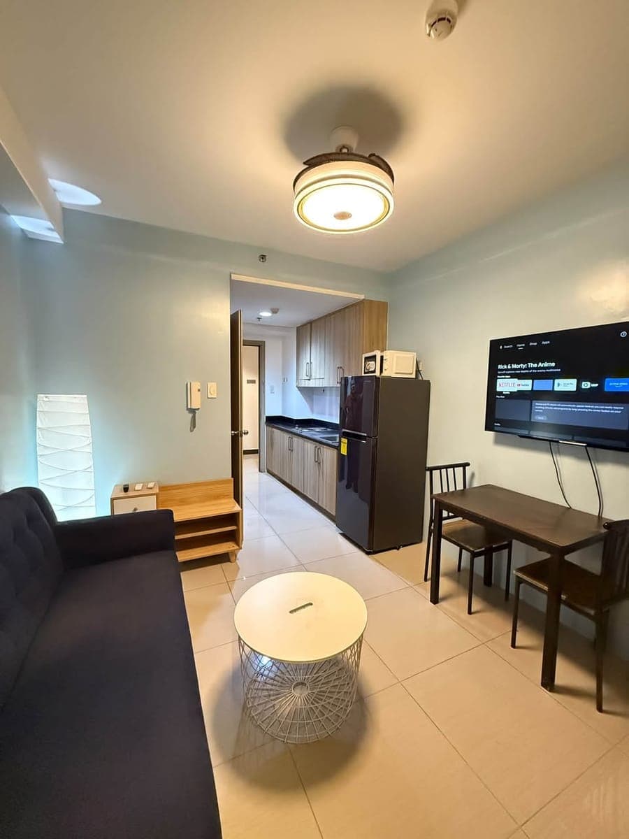 - SHORE RESIDENCES FOR RENT - OPEN for 3 to 6 MONTHS CONTRACT - photo 1