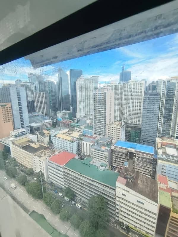 20K FOR RENT AT PASEO DE ROCESโผ๏ธ - photo 1