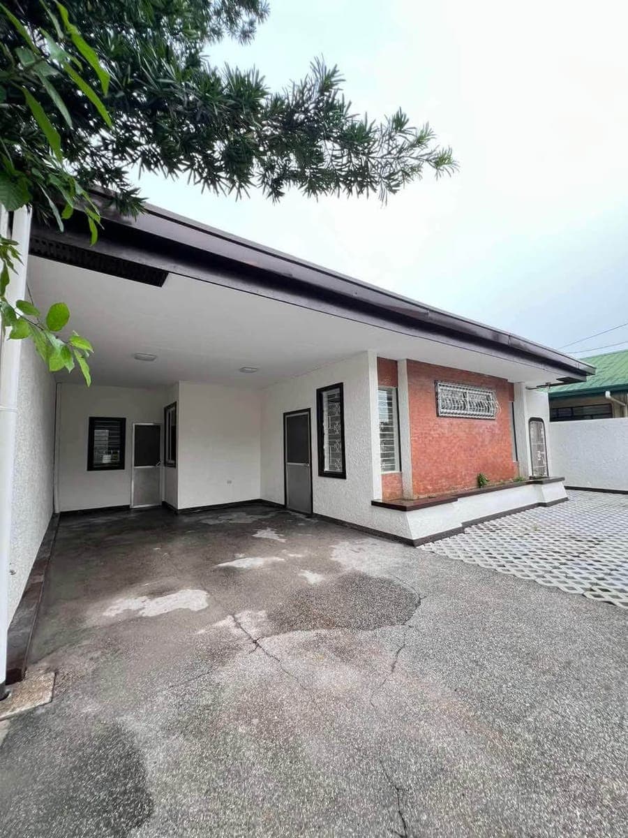 🏠BUNGALOW HOUSE FOR RENT - photo 1