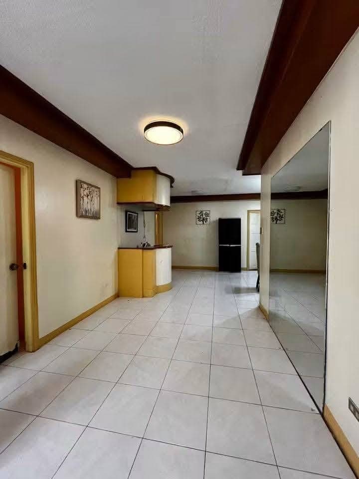 HOUSE FOR RENT - photo 1