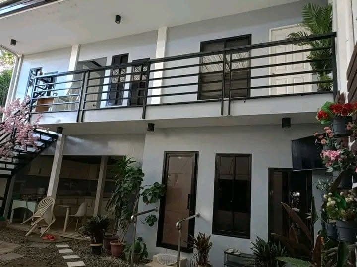 Residential house with apartment 10 rooms for rent at ecoland near SM ecoland, Davao city, - photo 1