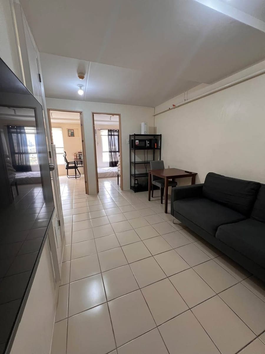 FOR LEASE: Semi-Furnished 2-Bedroom Condo ā Urban Deca Homes Ortigas Extension, Pasig City - photo 1