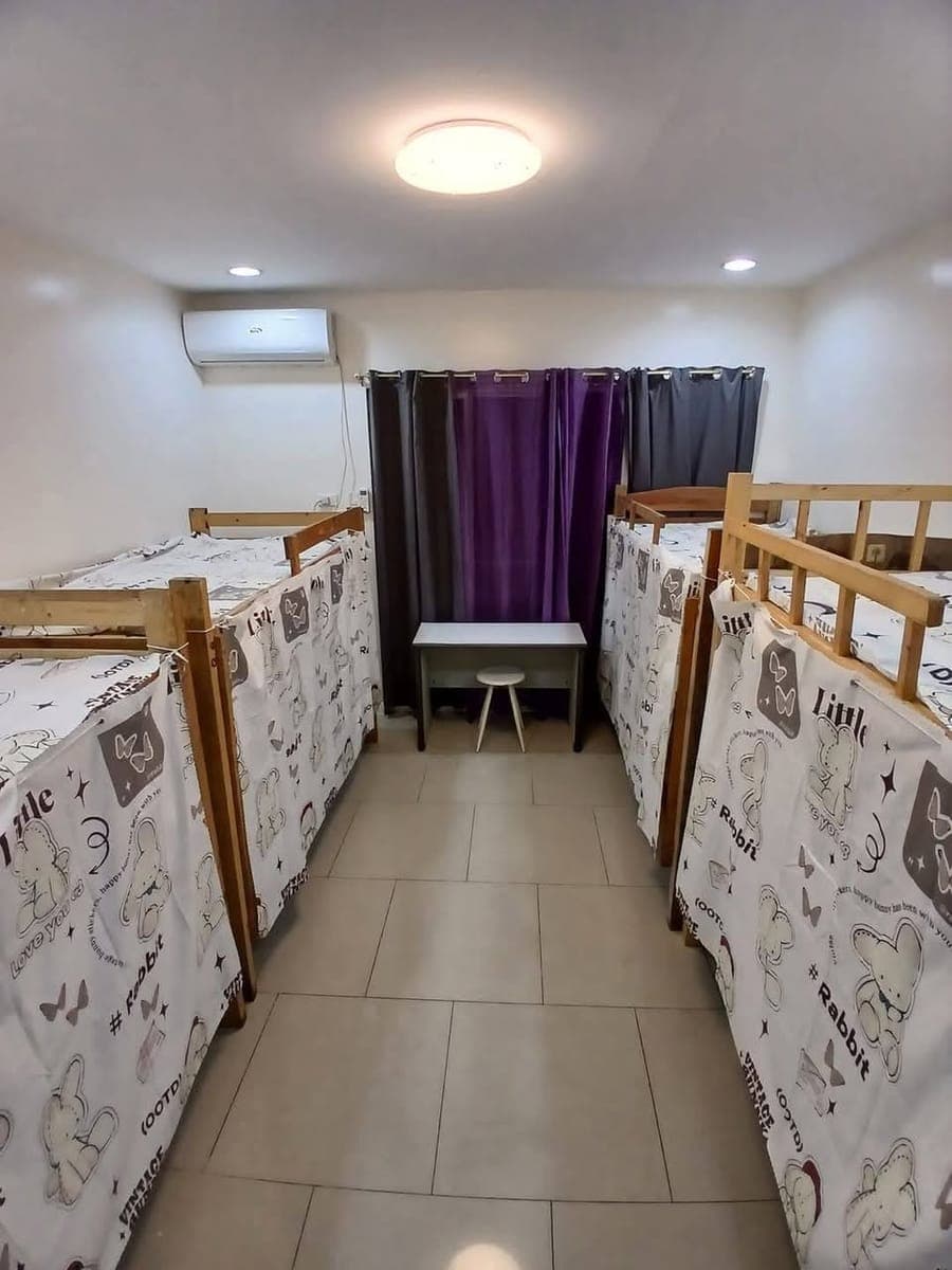 🛏️FEMALE BEDSPACE 🛏️ - photo 1