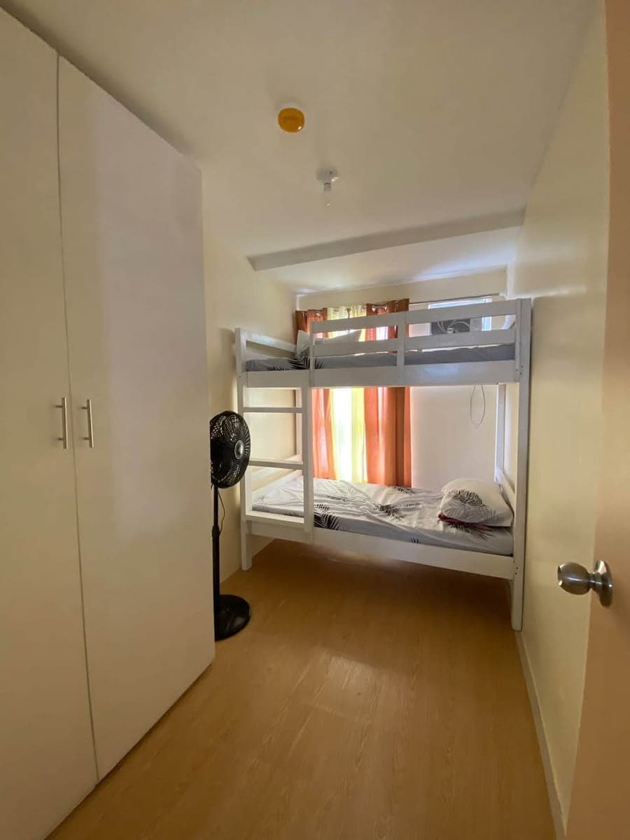 DIRECT OWNER HERE ๐ซฉ pls renta na kayo sa unit q plz ๐ซฉ cool akong landlord pls ๐ซฉ mabait din sumtymz ๐ซฉ - photo 1
