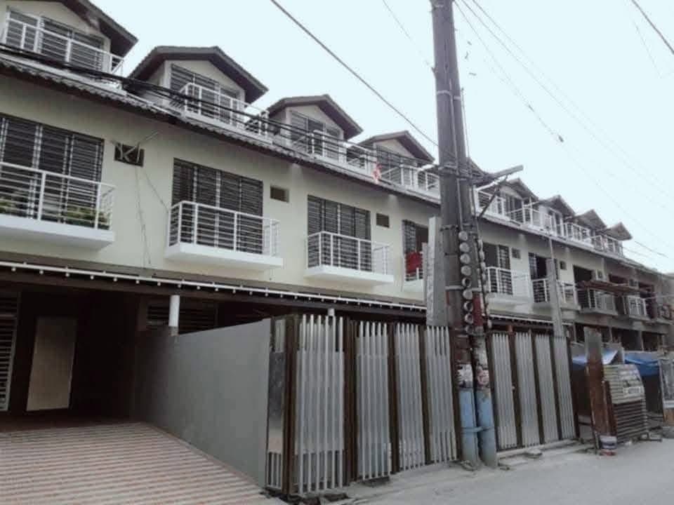 ‼️SMALL ROOM/COUPLE ROM FOR RENT ‼️ - photo 1