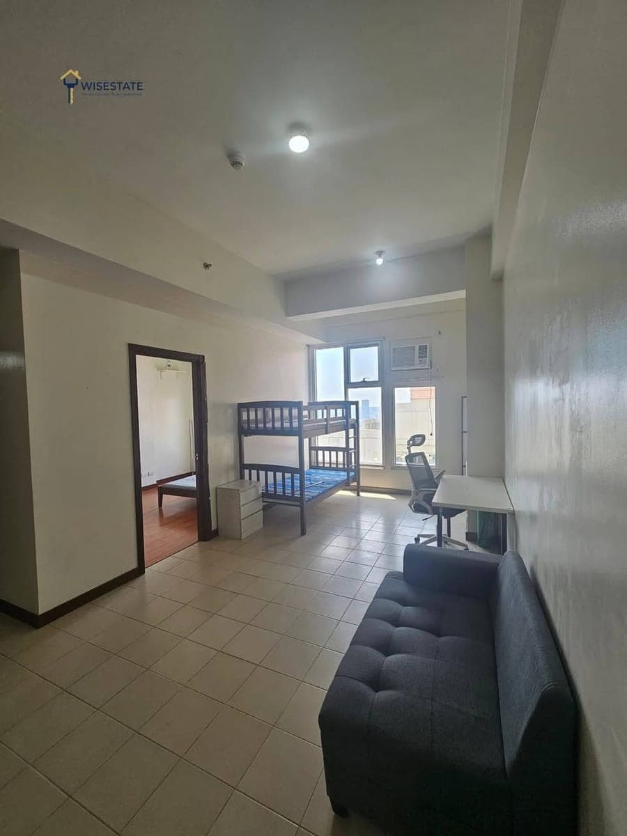 ๐
๐๐ ๐๐๐๐ One Bedroom Condo in PASEO DE ROCES - photo 1