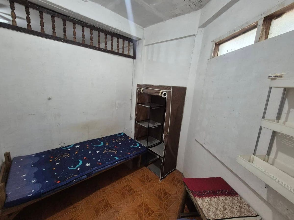 ROOM FOR RENT! - photo 1