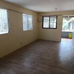 House rent with store 3 room's, 2 cr, may garahe near entrance, safe area. - photo 1