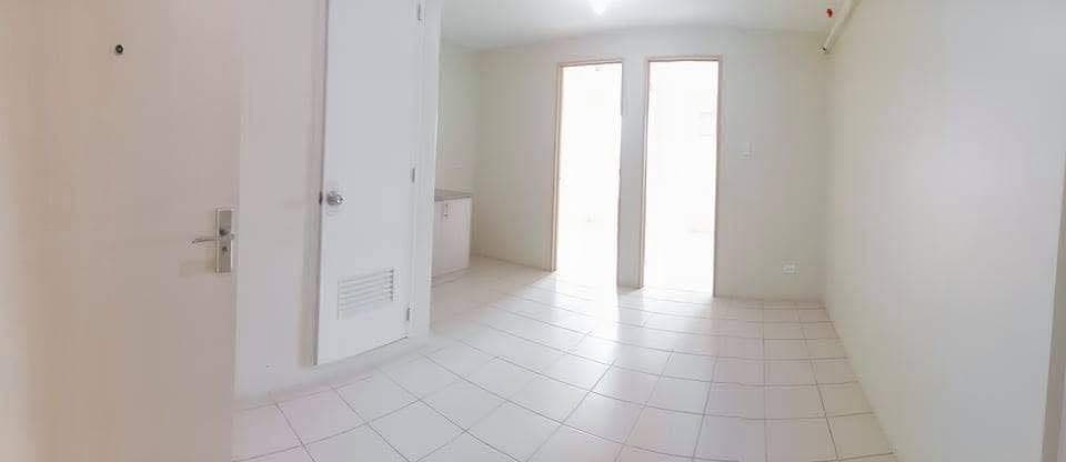 Condo for rent - photo 1