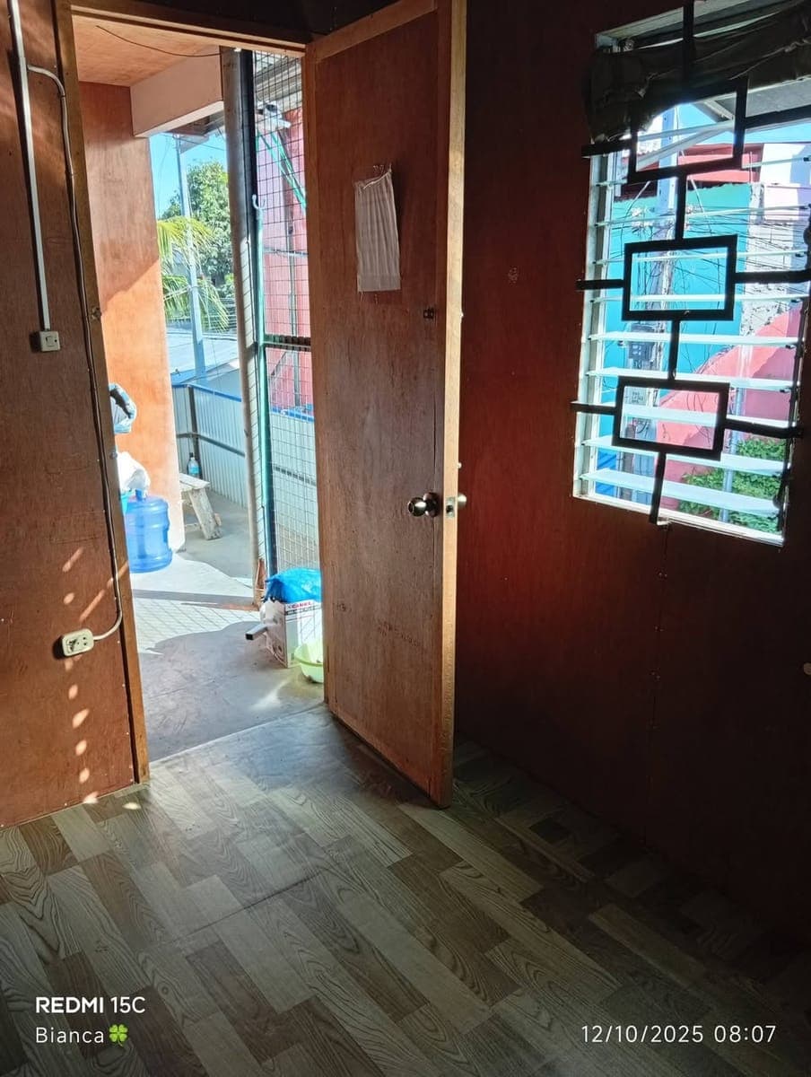Room for rent π - photo 1