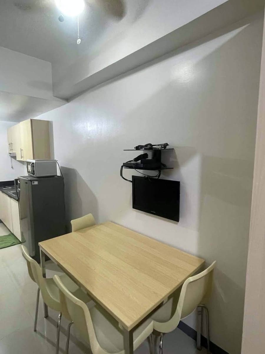 FOR RENT : 17k inclusive assoc dues - photo 1