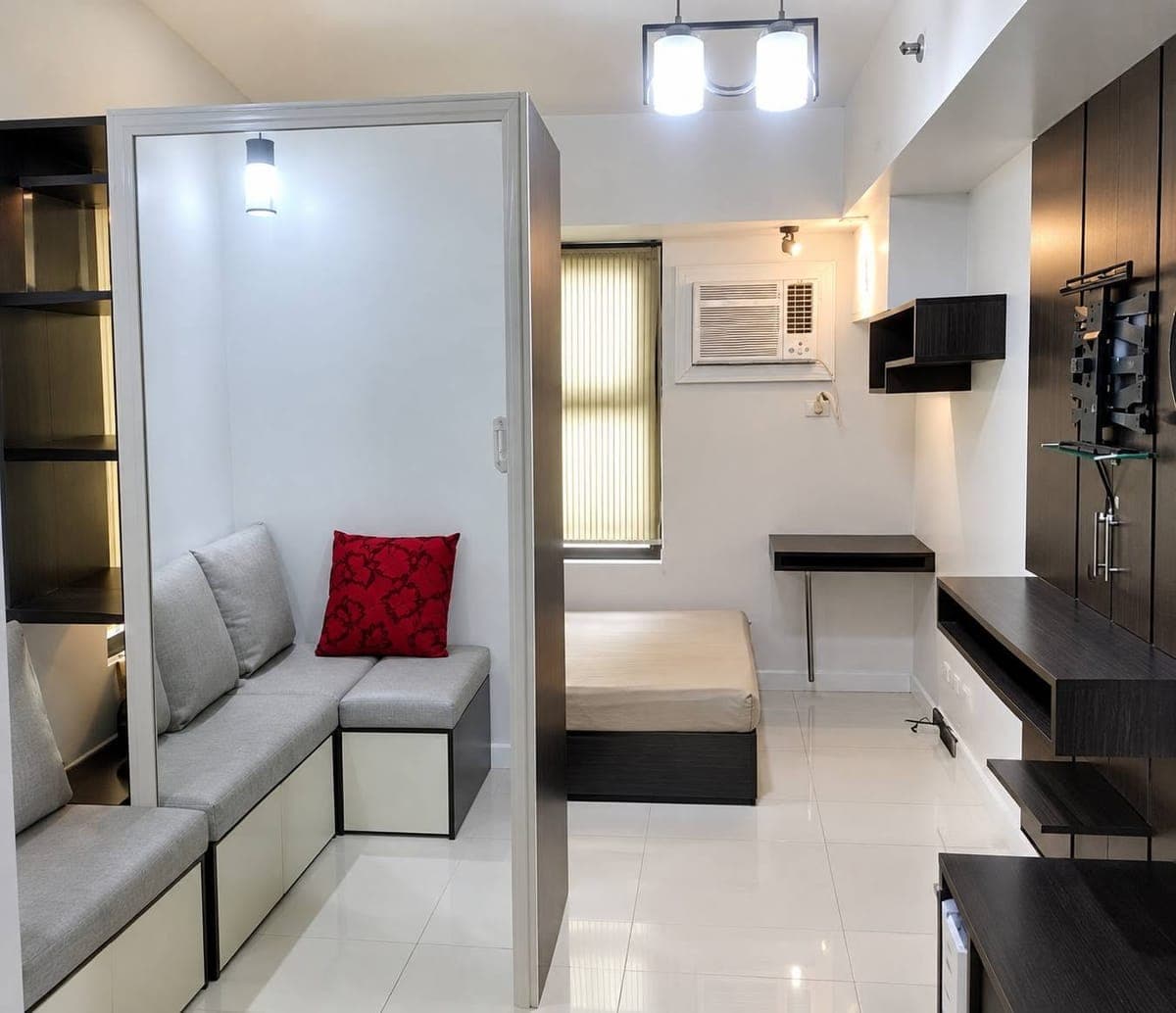 16k/mo. 2+1 Belton place,Makati, Studio/23sqm/36flr/2pax/PMme - photo 1
